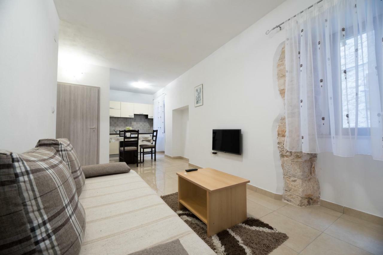Apartment Elena Bale Luaran gambar