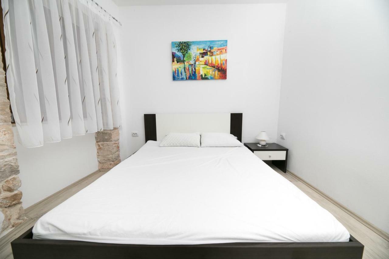 Apartment Elena Bale Luaran gambar