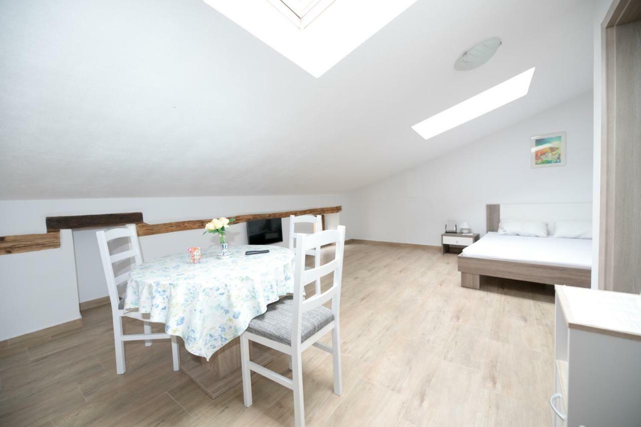Apartment Elena Bale Luaran gambar