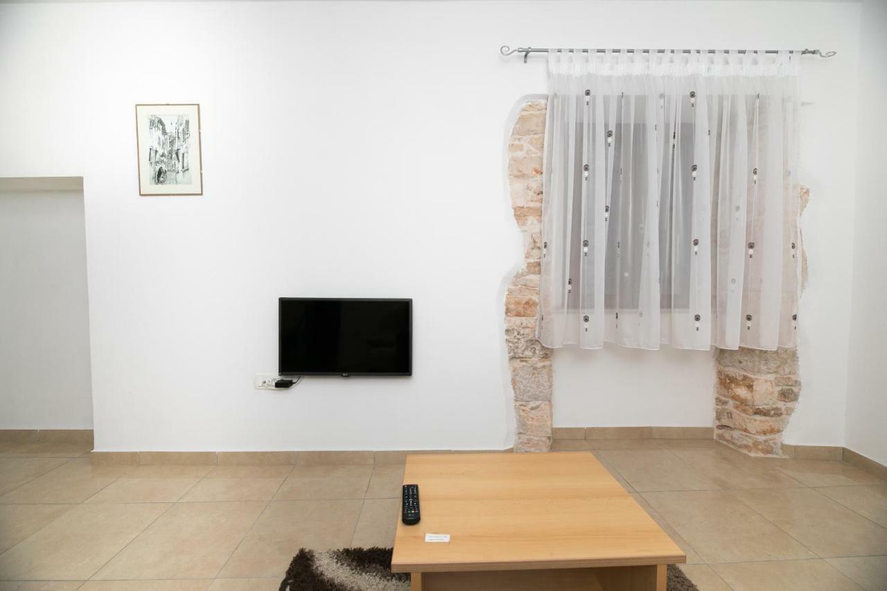 Apartment Elena Bale Luaran gambar